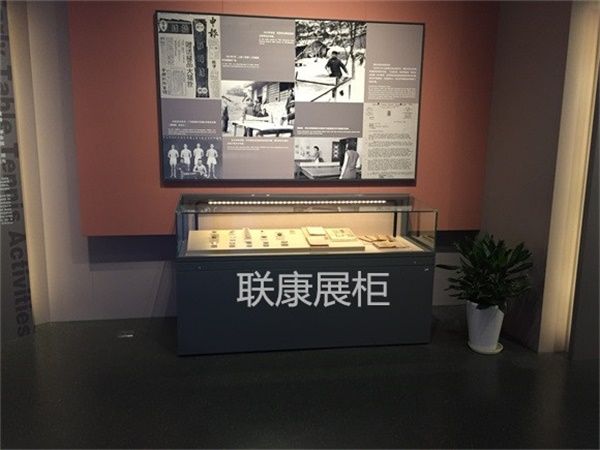 博物館文物展柜恒定濕度的創(chuàng)新解決方案